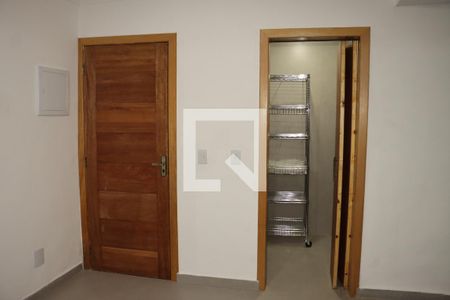 Casa para alugar com 1 quarto, 51m² em Vila Cardoso Franco, São Paulo