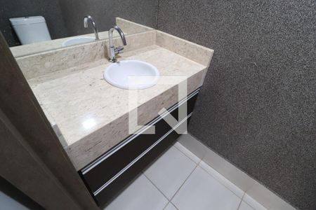 Lavabo de apartamento para alugar com 3 quartos, 108m² em Jardim Karaíba, Uberlândia