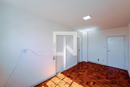 Sala de apartamento para alugar com 1 quarto, 56m² em Cambuci, São Paulo