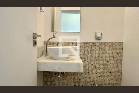 Lavabo de apartamento à venda com 3 quartos, 167m² em Jardim Paulista, São Paulo