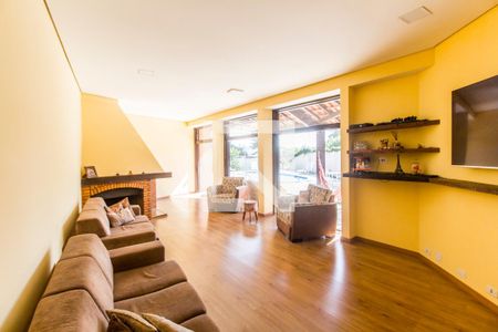 Sala  de casa à venda com 4 quartos, 1410m² em Chácara do Peroba, Barueri