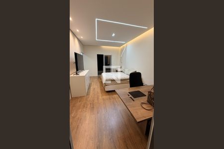 Sala de casa de condomínio à venda com 6 quartos, 450m² em Vila Irmaos Arnoni, São Paulo