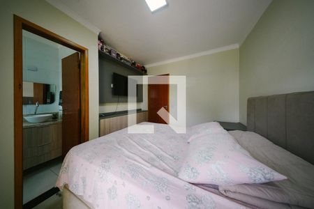 Suíte 1 de casa à venda com 2 quartos, 65m² em Vila Caju, São Paulo