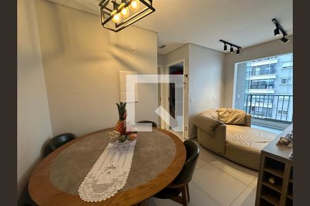 Sala de apartamento à venda com 2 quartos, 52m² em Alphaville Empresarial, Barueri