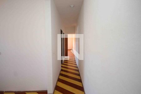 Corredor de casa à venda com 3 quartos, 150m² em Jardim Santa Teresinha, São Paulo