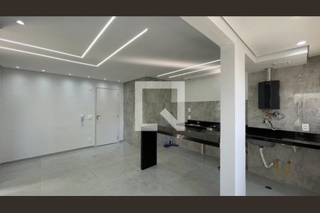 Sala/Cozinha/Área de Serviço  de casa para alugar com 2 quartos, 42m² em Cidade Antônio Estêvão de Carvalho, São Paulo