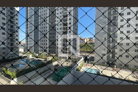 Vista Sala/Cozinha/Área de Serviço  de casa para alugar com 2 quartos, 42m² em Cidade Antônio Estêvão de Carvalho, São Paulo