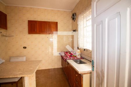 Cozinha de casa para alugar com 2 quartos, 180m² em Santo Amaro, São Paulo