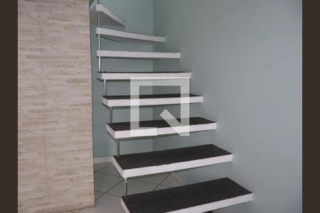 Sala de casa para alugar com 2 quartos, 150m² em Cidade Centenário, São Paulo