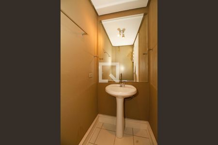 Lavabo de casa para alugar com 2 quartos, 150m² em Jardim Paulistano, São Paulo