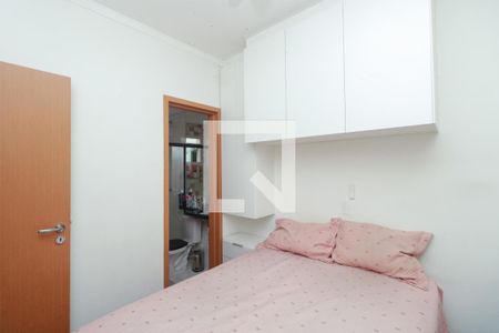 Suíte de apartamento à venda com 3 quartos, 90m² em Vila Curuçá, Santo André