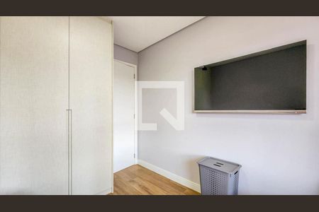 Quarto de apartamento para alugar com 2 quartos, 67m² em Empresarial 18 do Forte, Barueri