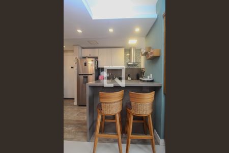 Sala de apartamento para alugar com 3 quartos, 84m² em Santana, Porto Alegre