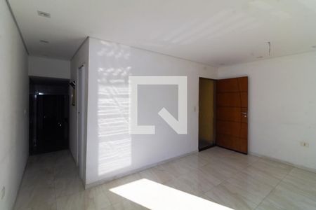Sala de casa para alugar com 3 quartos, 190m² em Parque Sao Rafael, São Paulo