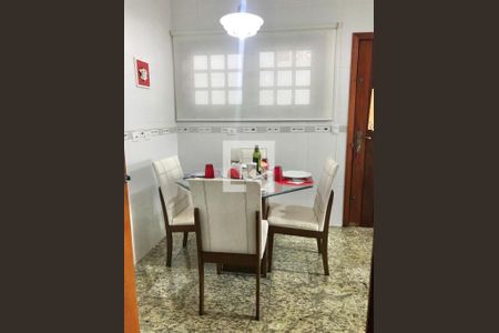 Casa à venda com 4 quartos, 200m² em Jardim da Gloria, São Paulo