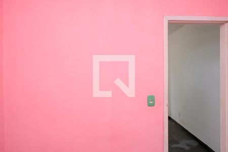 Quarto de casa para alugar com 2 quartos, 200m² em Kennedy, Nova Iguaçu