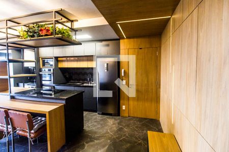 Sala  de apartamento para alugar com 2 quartos, 70m² em Empresarial 18 do Forte, Barueri