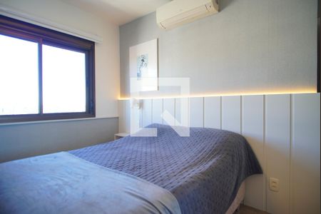 Suíte de apartamento para alugar com 2 quartos, 62m² em Santa Maria Goretti, Porto Alegre