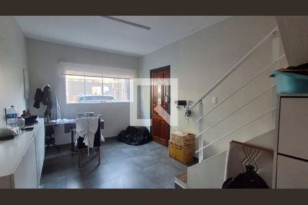 Sala de casa para alugar com 4 quartos, 174m² em Vila Helena, São Bernardo do Campo