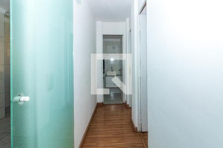 Corredor de apartamento para alugar com 2 quartos, 50m² em Jardim Campo Grande, São Paulo