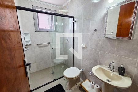 Banheiro de apartamento para alugar com 2 quartos, 78m² em Canto do Forte, Praia Grande
