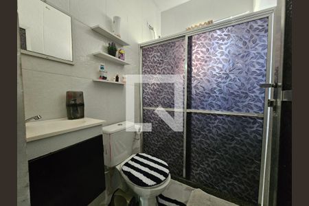 Banheiro da Suíte 1 de apartamento para alugar com 2 quartos, 70m² em Centro, Nilópolis