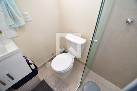Banheiro de kitnet/studio à venda com 1 quarto, 37m² em Cambuí, Campinas