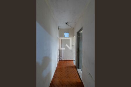 Casa 1 - Corredor  de casa à venda com 2 quartos, 120m² em Vila Rosaria, São Paulo
