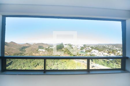 Varanda da Sala de apartamento para alugar com 1 quarto, 42m² em Vale do Sereno, Nova Lima