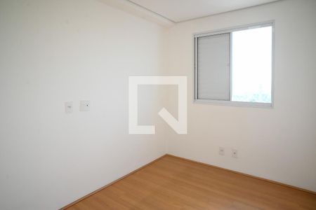 Quarto 1 de apartamento para alugar com 2 quartos, 42m² em Jardim Santa Emilia, São Paulo
