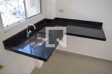 Sala/Cozinha de apartamento para alugar com 2 quartos, 40m² em Chácara Seis de Outubro, São Paulo