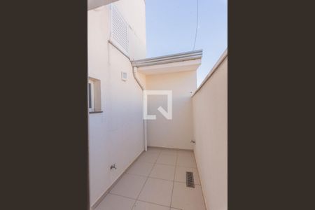 Área de Luz de casa de condomínio para alugar com 3 quartos, 185m² em Swiss Park, Campinas