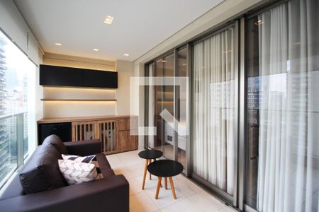 Varanda de apartamento para alugar com 1 quarto, 62m² em Itaim Bibi, São Paulo