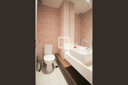 Lavabo de apartamento para alugar com 1 quarto, 62m² em Itaim Bibi, São Paulo