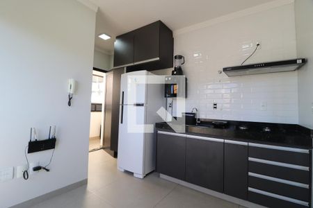 Cozinha de apartamento para alugar com 1 quarto, 28m² em Santa Mônica, Uberlândia