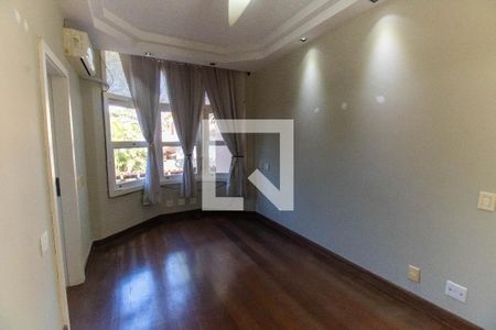 Suíte 1 de casa para alugar com 3 quartos, 257m² em Itacoatiara, Niterói