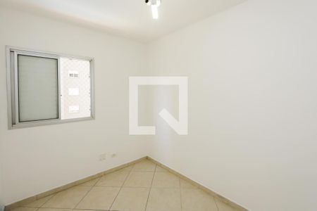 Quarto 2 de apartamento para alugar com 2 quartos, 55m² em Jardim Aeroporto, São Paulo