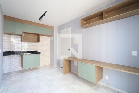 Sala/Cozinha de apartamento para alugar com 1 quarto, 27m² em Vila Romana, São Paulo