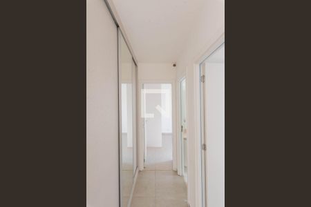 Corredor -Armário de apartamento para alugar com 2 quartos, 55m² em Jardim Ipaussurama, Campinas