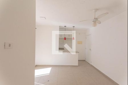 Sala de apartamento para alugar com 2 quartos, 55m² em Jardim Ipaussurama, Campinas