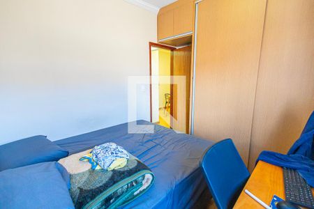 quarto 1 de apartamento para alugar com 2 quartos, 46m² em Santa Amelia, Belo Horizonte