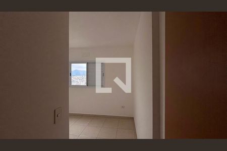 Quarto de apartamento para alugar com 2 quartos, 46m² em Parque Sao Vicente, São Vicente