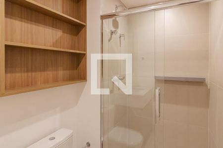 Banheiro de kitnet/studio para alugar com 1 quarto, 32m² em Indianópolis, São Paulo