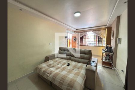Sala de casa para alugar com 4 quartos, 210m² em Anchieta, Nilópolis