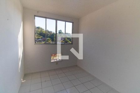 Quarto 1 de apartamento para alugar com 2 quartos, 50m² em Maria Paula, Niterói