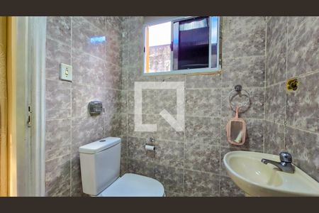Banheiro da Suíte de casa para alugar com 2 quartos, 165m² em Cachambi, Rio de Janeiro