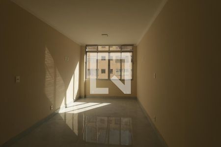 Quarto e Cozinha de apartamento para alugar com 1 quarto, 30m² em Liberdade, São Paulo
