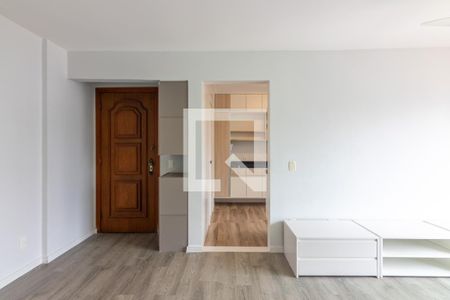 Sala de apartamento para alugar com 2 quartos, 72m² em Vila Nova Conceição, São Paulo