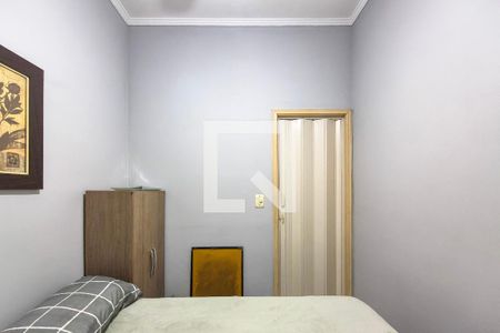 Quarto 1 de casa para alugar com 3 quartos, 75m² em Vila Tupi, Praia Grande