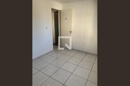 Quarto de apartamento para alugar com 2 quartos, 48m² em Roselândia, Cotia